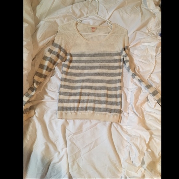 Stripped long sleeved shirt - Picture 1 of 1