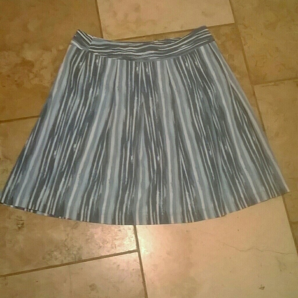 Skirt - Picture 4 of 4
