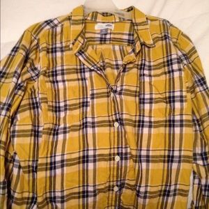 Old Navy classic fit flannel shirt