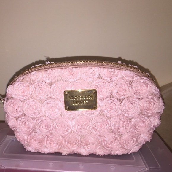 Makeup bag