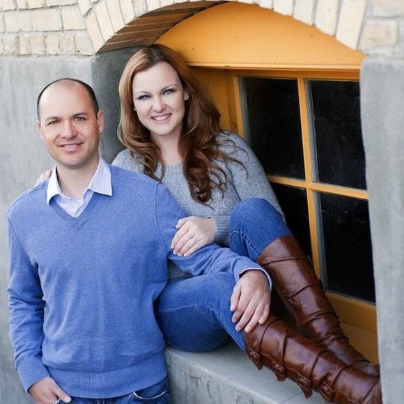 🦄Meet your fellow Posher🦄 - Picture 2 of 3