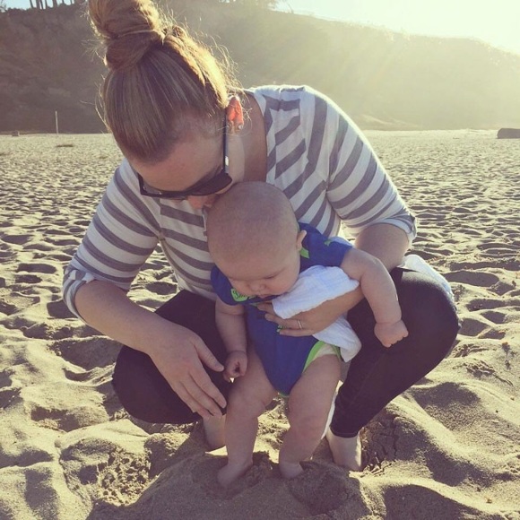 🦄Meet your fellow Posher🦄 - Picture 3 of 3