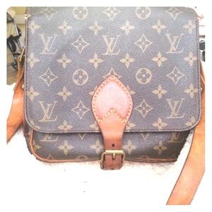 Authentic Vintage Louis Vuitton crossbody bag