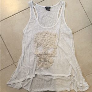 Flowy white fashion tank