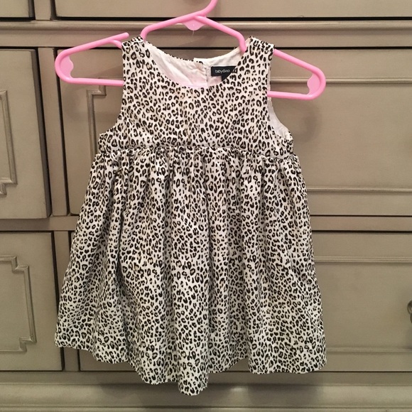 Baby girl Gap leopard dress size 6-12 months