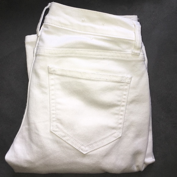 White Old Navy Skinny Jeans