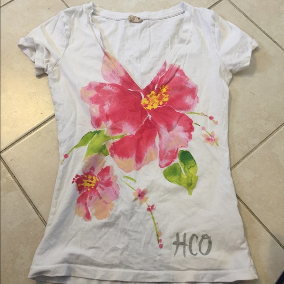 Hollister V-neck