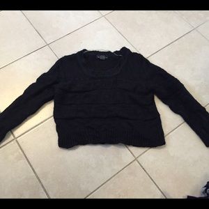 Crop top sweater