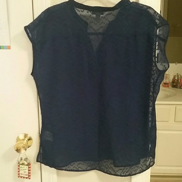 Sheer top from Old Navy - Picture 2 of 3