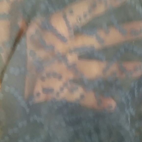 Sheer top from Old Navy - Picture 3 of 3