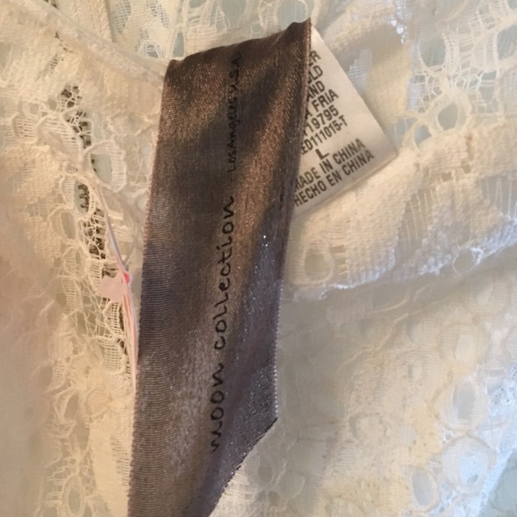 White lace dress - Picture 3 of 3