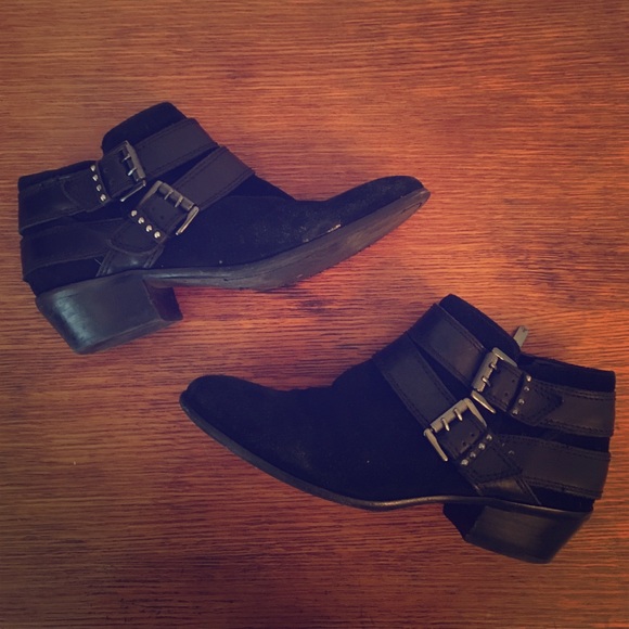 Sam Edlelman ankle boots. Size 6