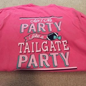 Jadelynn brooke long sleeve tailgate tee.