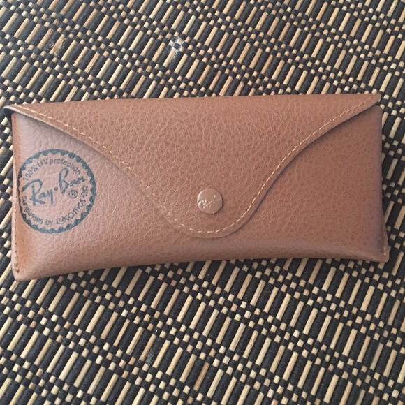 Ray Ban Sun Glasses - Picture 2 of 3