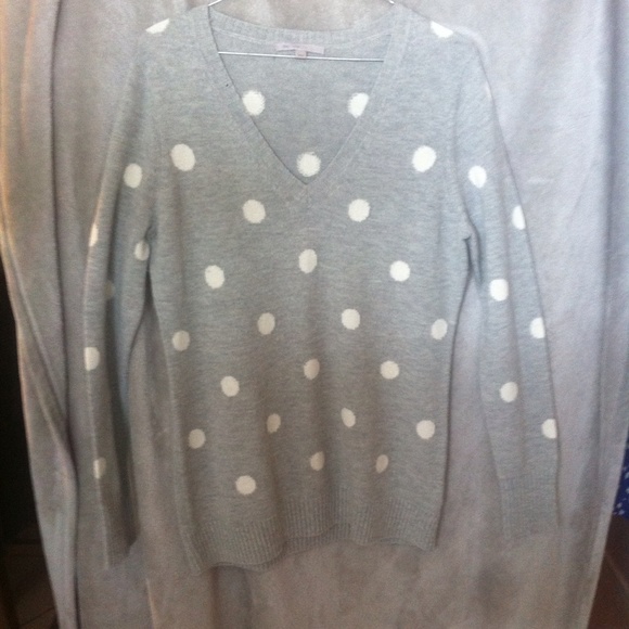 GAP Sweaters - Gap polka dot sweater