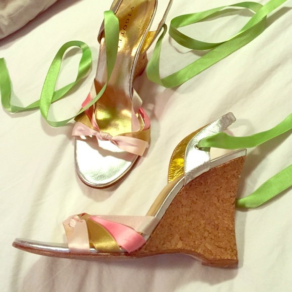 Cork wedges
