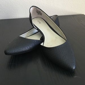 🎀ONE DAY SALE🎀Black Flats