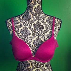Victoria's Secret Very Sexy push up bra