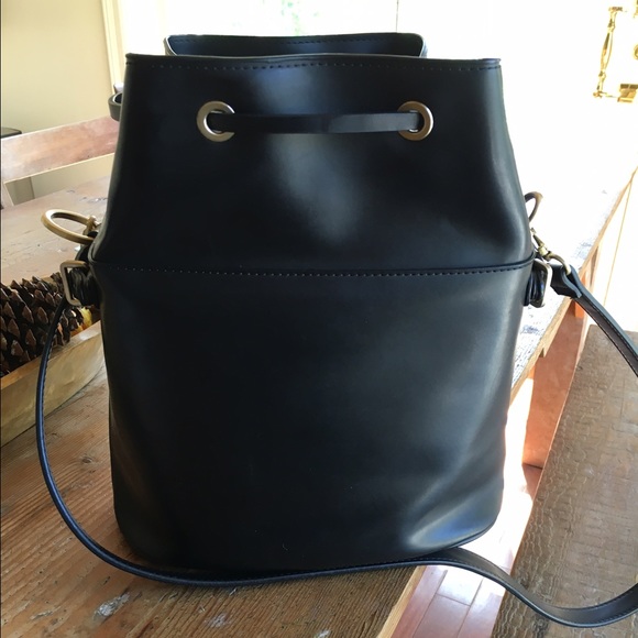 Zara Bucket Bag - Picture 3 of 4