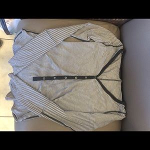Lululemon top
