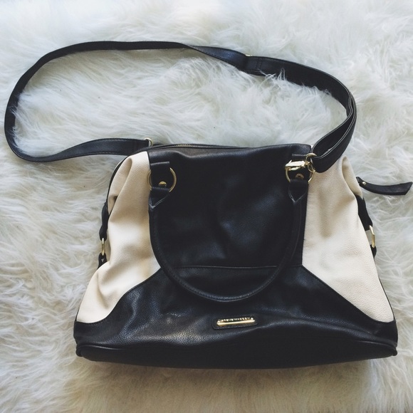 Black and cream Steve Madden purse