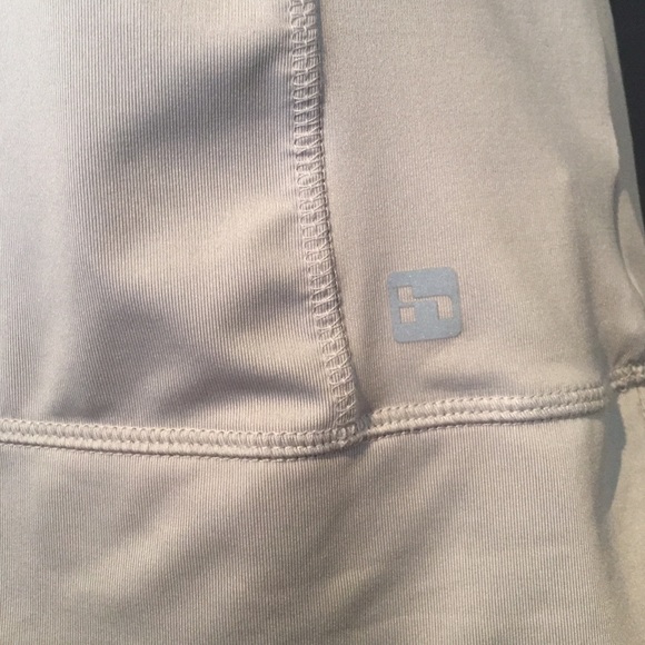 WorkOut Tank - Picture 2 of 3