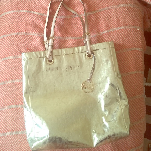 MICHAEL KORS purse