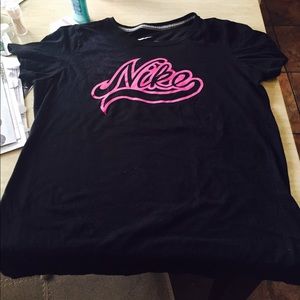 Nike Tee💖