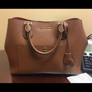 Michael Kors Greenwich and wallet