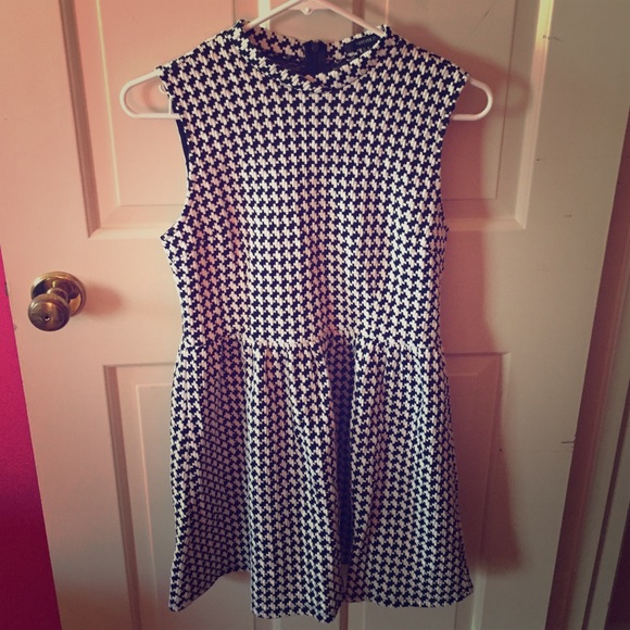 Forever 21 Houndstooth High Neck Dress