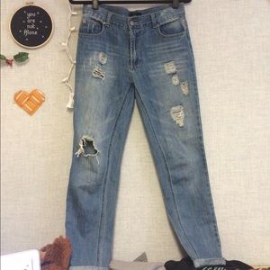 FOREVER 21 high waisted boyfriend jeans
