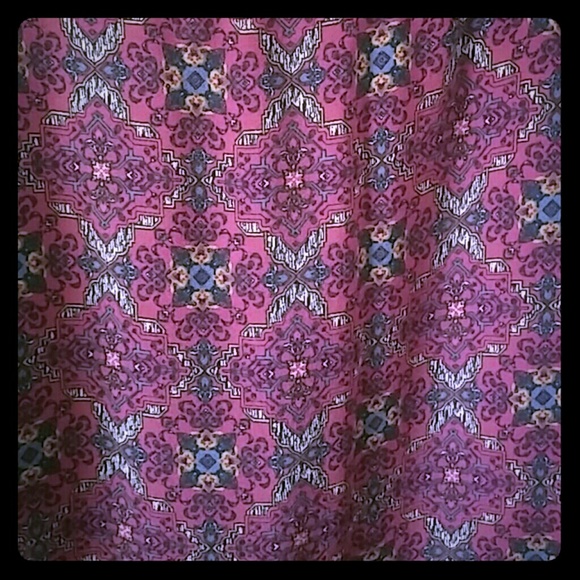 Gorgeous patterned blouse