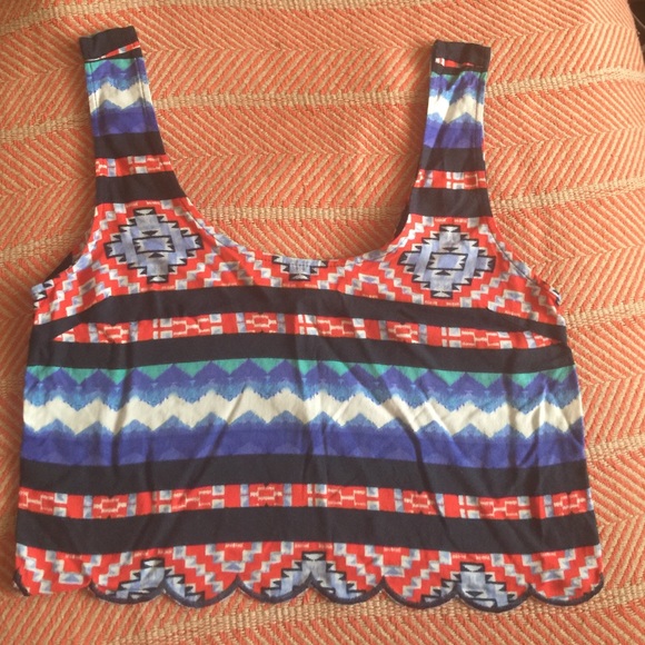 Crop top