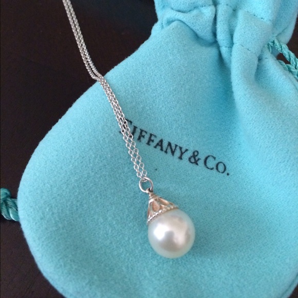Tiffany & Co. Jewelry - FINAL MARKDOWN! Tiffany Ziegfeld Pearl Necklace