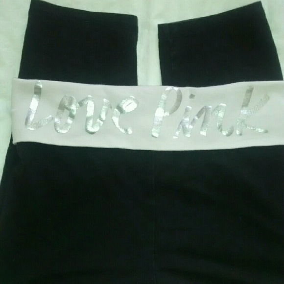 vs pink  crop yoga pants