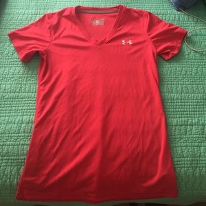 Dry fit Under Armour tee