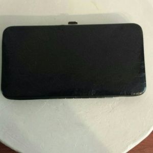 Black Silver Clasp Wallet