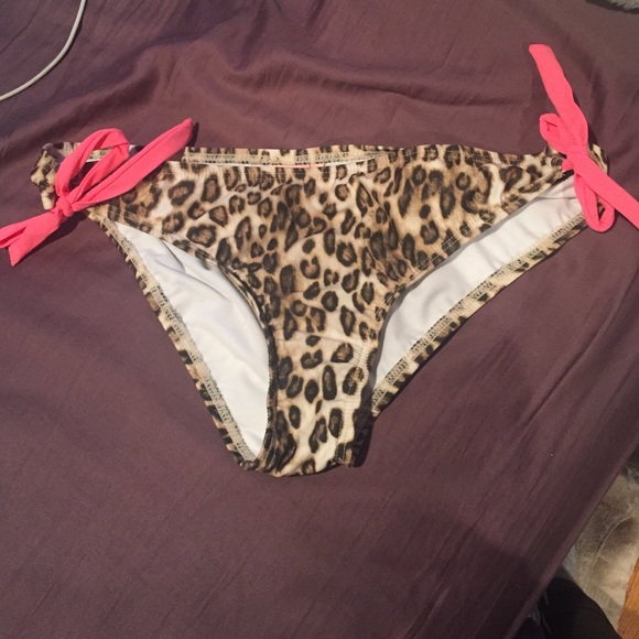 Juicy Couture --- Never Worn Bikini Bottoms