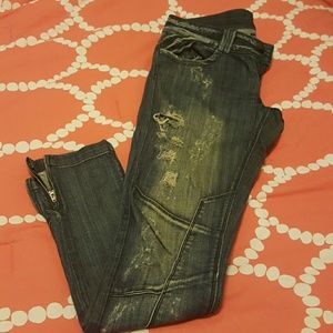 LF Blue distressed Jeans with ankle zippers