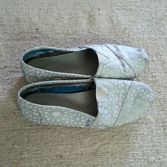Toms .Slip on.woman...just for wekend - Picture 2 of 4