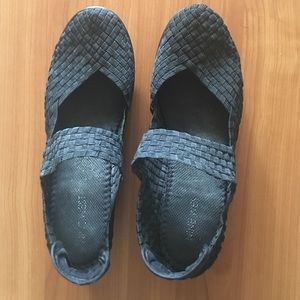 Nine West netted easy slip on sneakers