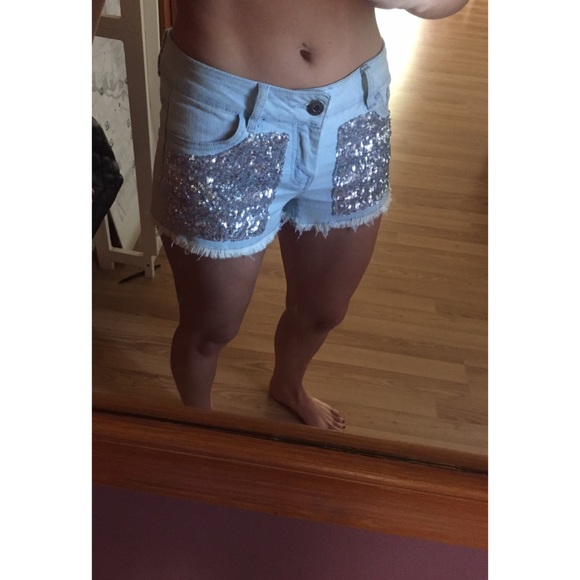 Sequence Denim Shorts - Picture 3 of 4