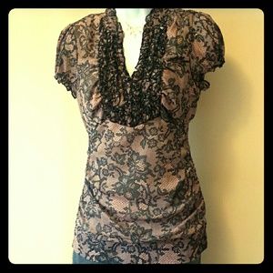 V-neck, short sleeved, ruffled blouse pink & black