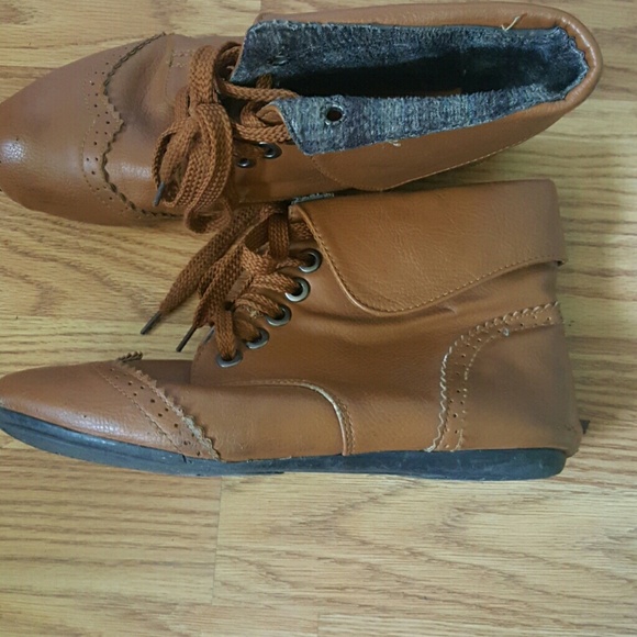Shoes - Picture 2 of 2