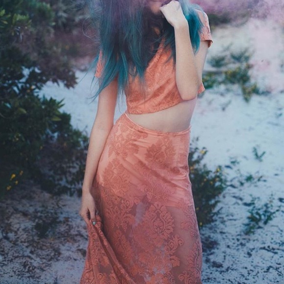 New BLUSH MAUVE set (skirt + crop top) - Picture 7 of 7