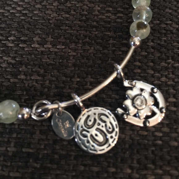 Chrysalis bracelet - Picture 2 of 3