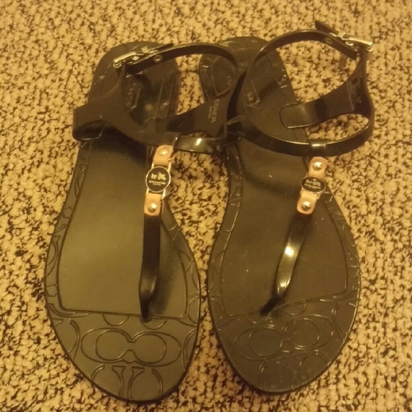 Coach sandals size 7