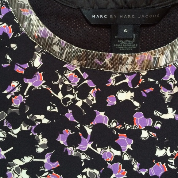 ❌SOLD❌Marc Jacobs printed silk and mesh top - Picture 2 of 4