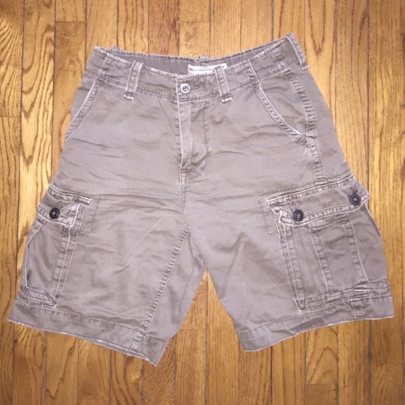 American Eagle cargo shorts