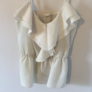 • Ruffle tank •